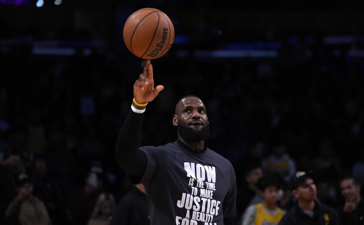 包含欧冠倒计时，山东男篮今夜篮板制胜，细节引发关注，媒体盛赞，医务组通报恢复的词条-JIUYOUSPORTS