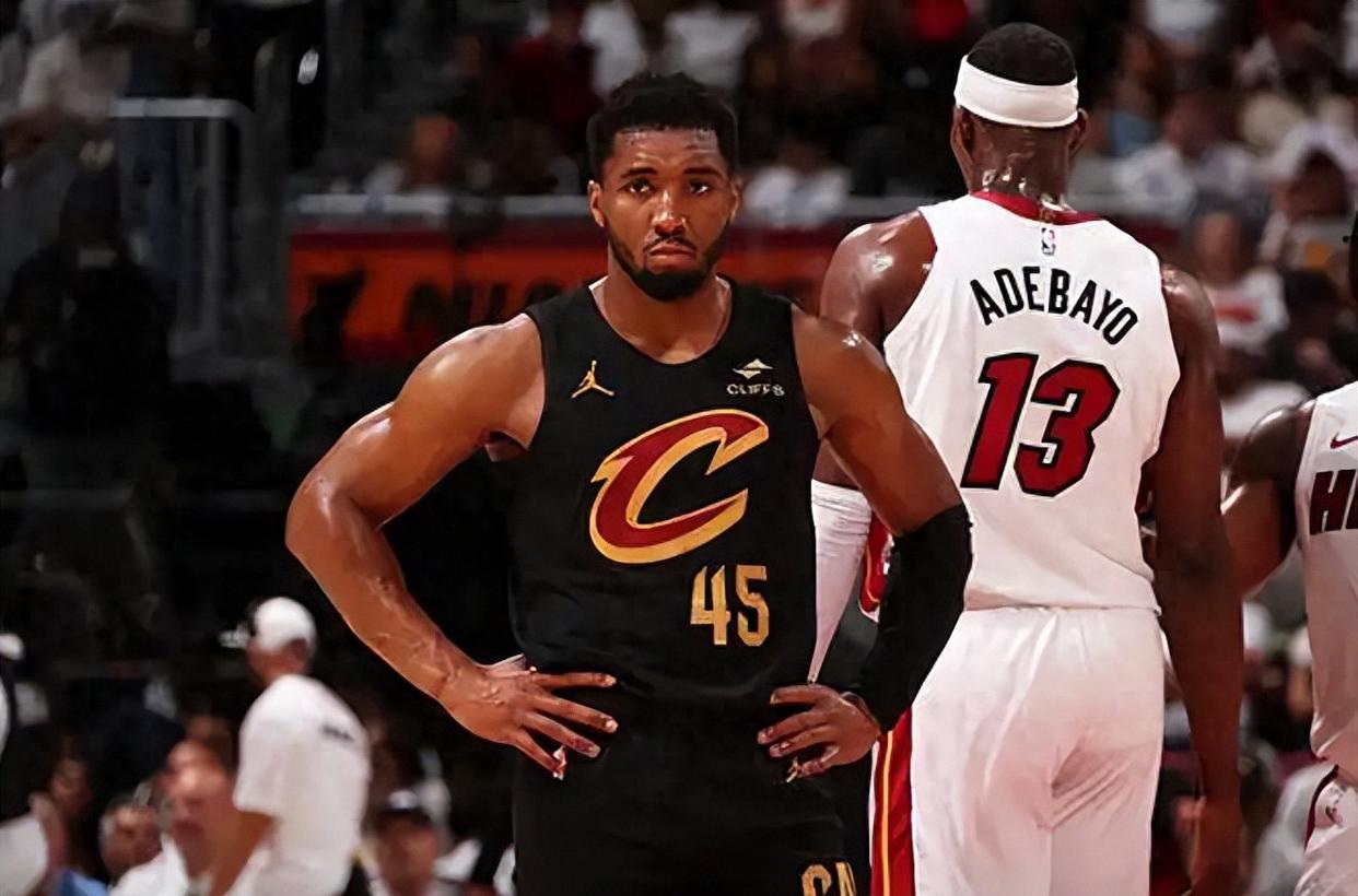 NBA季后赛冲刺阶段再迎强敌;迈阿密热火手感冰凉;主帅态度:悬念犹存;训练强度明显提升的简单介绍-九游体育