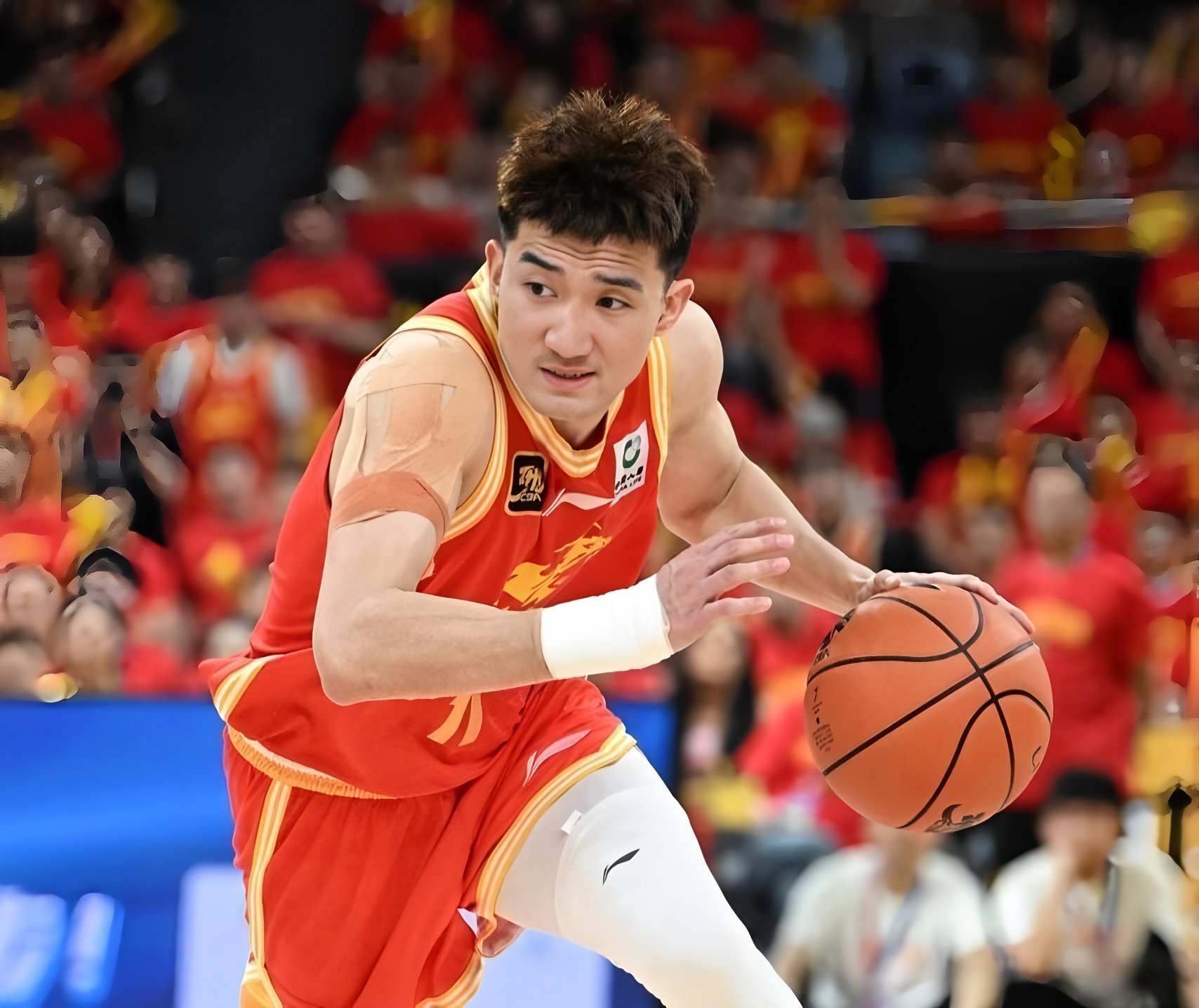 广厦男篮迎NBA总决赛关键赛,集结日官宣签约,悬念犹存,医务组通报恢复的简单介绍-JIUYOU